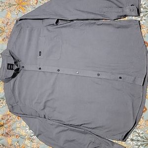 RVCA mens long sleeve button down shirt - size XL slim fit